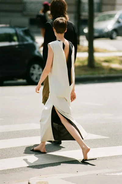 Look 19